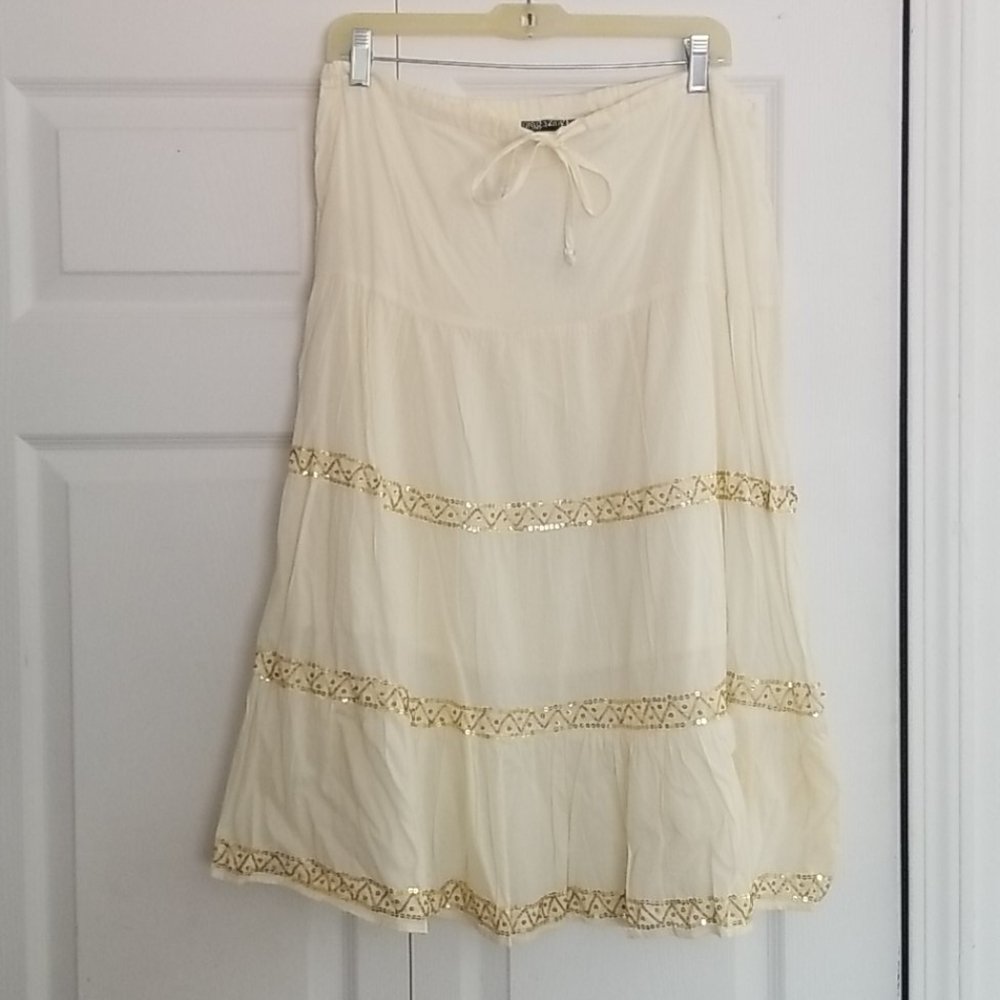 🔥 2/$15 Light Yellow Maxi Skirt